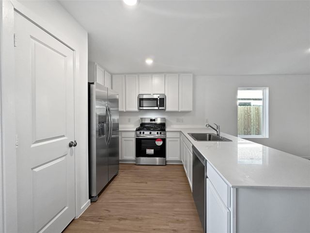 1715 Windrose Bend, Angleton, TX 77515