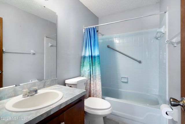 1790 KILLARN Circle, Middleburg, FL 32068