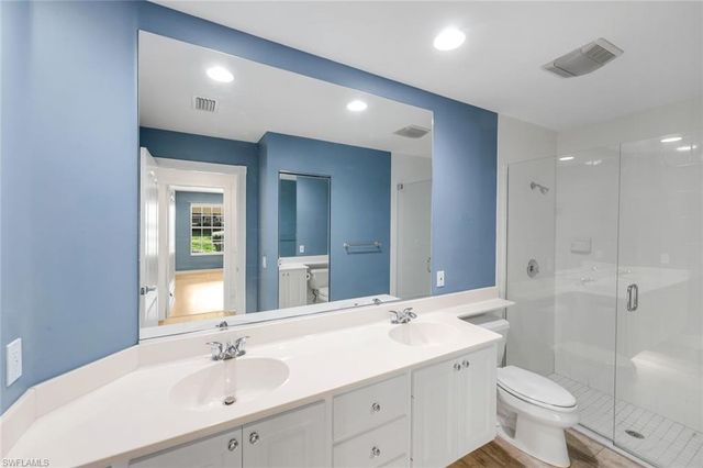 3239 Barbados LN, Naples, FL 34119