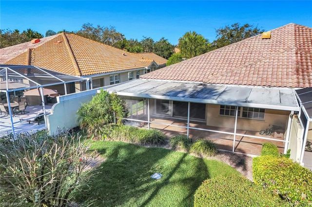 3239 Barbados LN, Naples, FL 34119