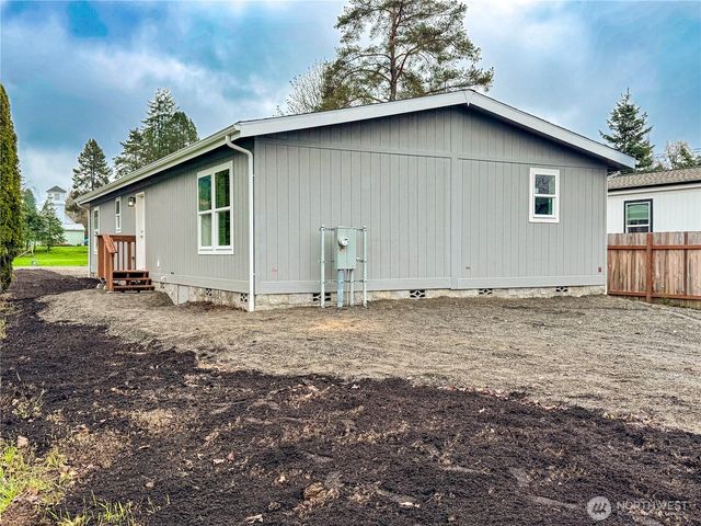 618 C Street, Vader, WA 98593