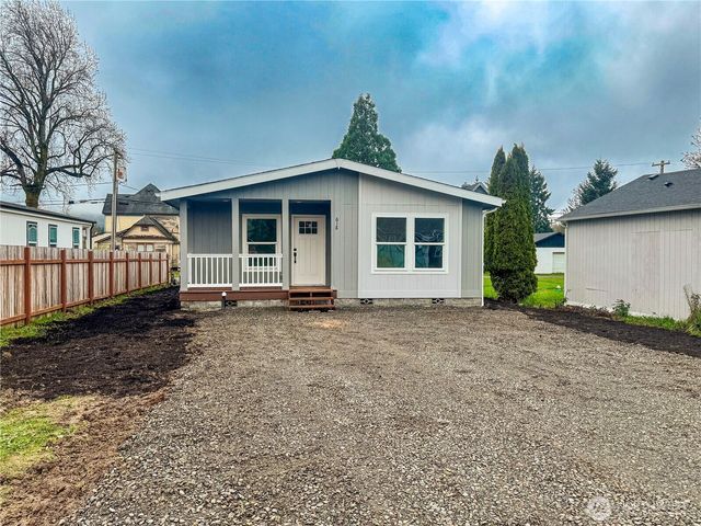 618 C Street, Vader, WA 98593