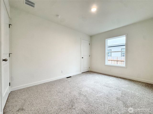 618 C Street, Vader, WA 98593