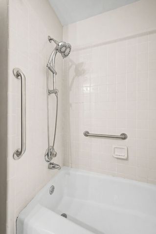 520 Holt Valley Rd, Nashville, TN 37221