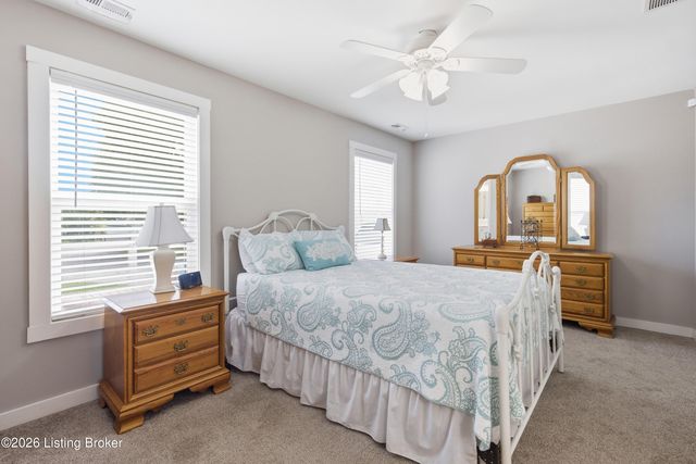 217 Stanley Dr, Shepherdsville, KY 40165
