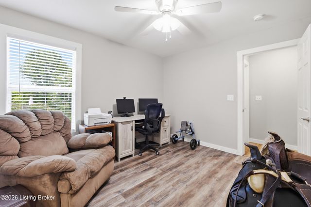 217 Stanley Dr, Shepherdsville, KY 40165
