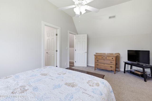 217 Stanley Dr, Shepherdsville, KY 40165