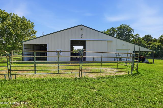 217 Stanley Dr, Shepherdsville, KY 40165