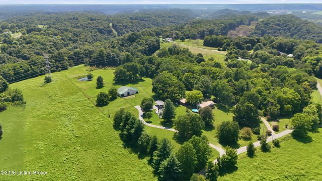 217 Stanley Dr, Shepherdsville, KY 40165