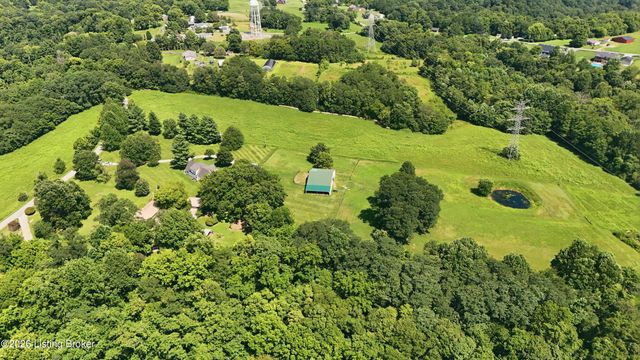 217 Stanley Dr, Shepherdsville, KY 40165