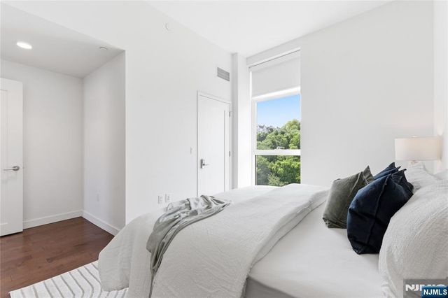 800 Ave At Port Imperial Boulevard 1010, Weehawken, NJ 07086
