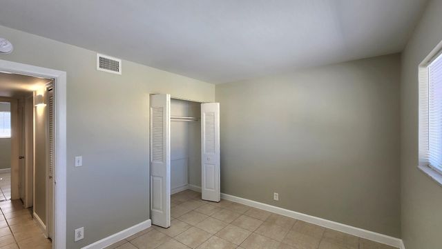 1501 CRESCENT Circle D36, Lake Park, FL 33403