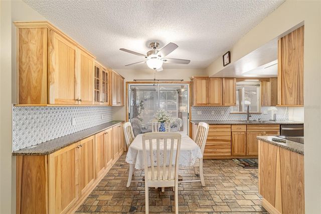 8172 SW 107TH PLACE, Ocala, FL 34481