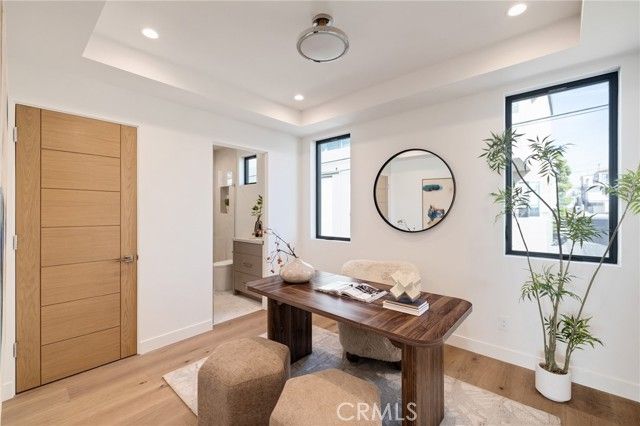 213 Bayview Drive, Manhattan Beach, CA 90266