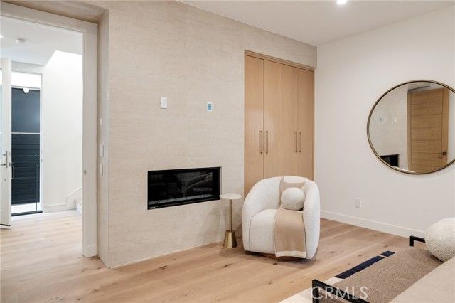 213 Bayview Drive, Manhattan Beach, CA 90266