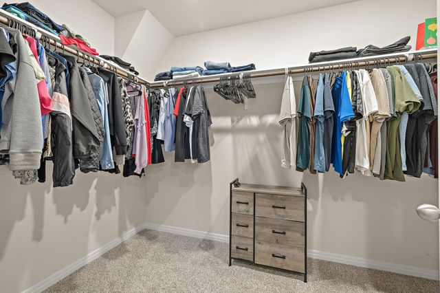 129 Greenway LN, Georgetown, TX 78628