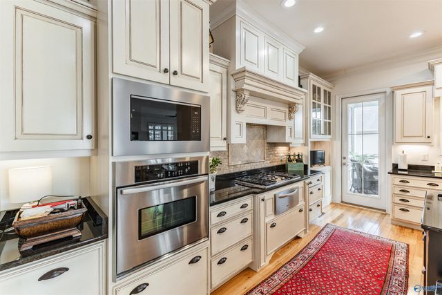 2305 Sunset Drive, Guntersville, AL 35976