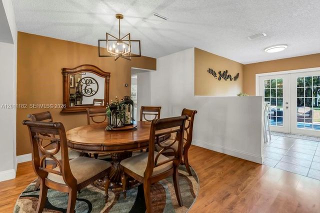 14011 SW 21st St, Davie, FL 33325