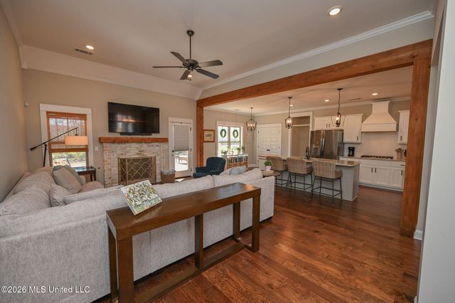 3758 Madison Ridge, Hernando, MS 38632