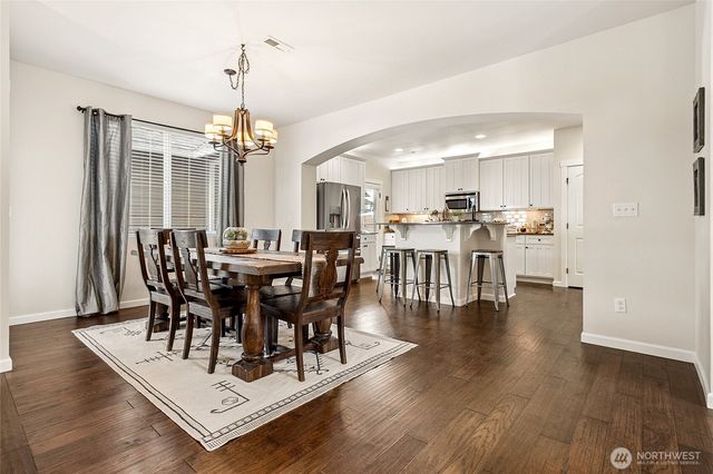 1670 Eagles Nest Place SE, North Bend, WA 98045