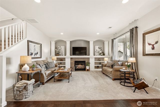 1670 Eagles Nest Place SE, North Bend, WA 98045