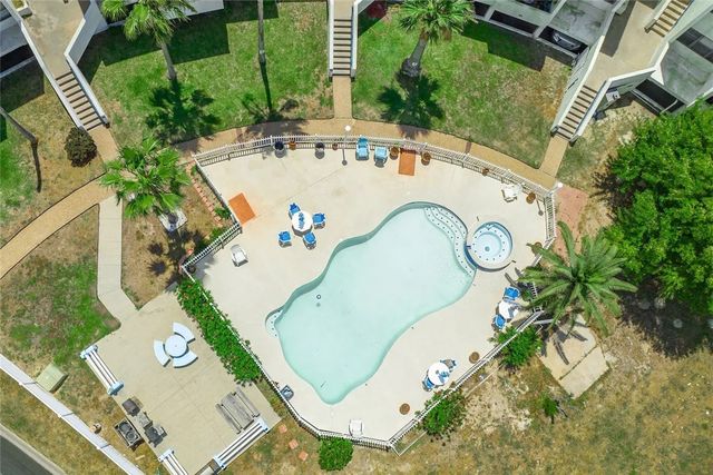 14401 Commodores Dr 200, Corpus Christi, TX 78418