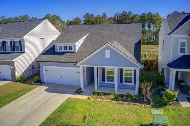 424 Water Orchid Way, Moncks Corner, SC 29461