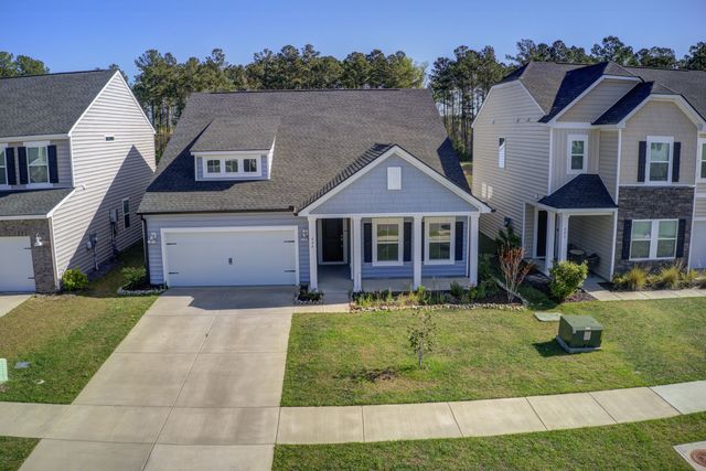424 Water Orchid Way, Moncks Corner, SC 29461