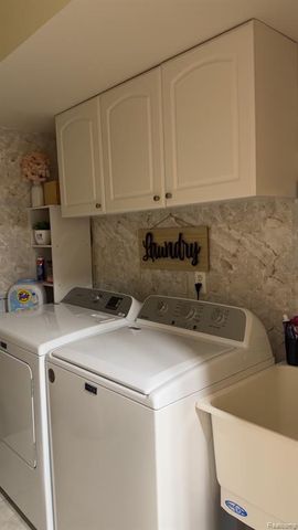 4043 Berkshire Drive, Sterling Heights, MI 48314