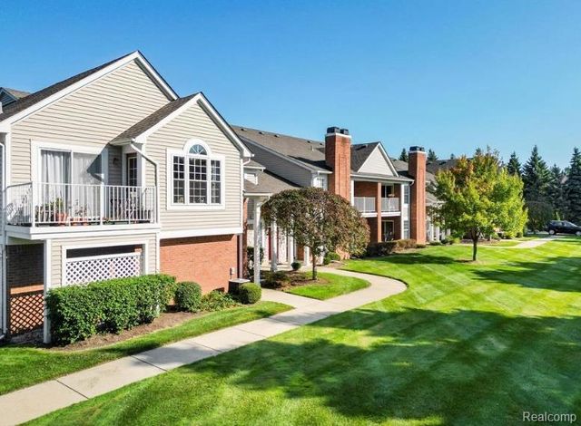 4043 Berkshire Drive, Sterling Heights, MI 48314