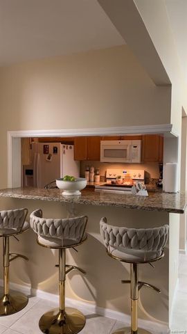 4043 Berkshire Drive, Sterling Heights, MI 48314