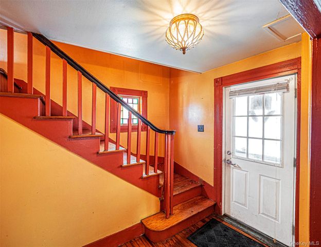 140 N Main Street, Florida, NY 10921