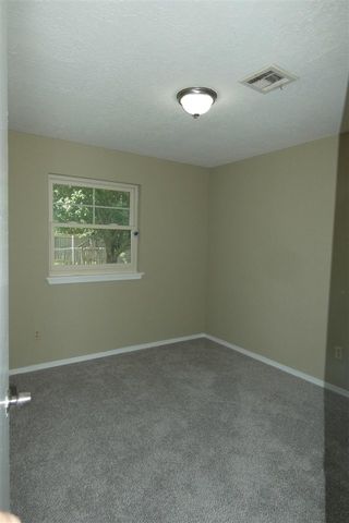7010 NW Kingsbury, Lawton, OK 73505