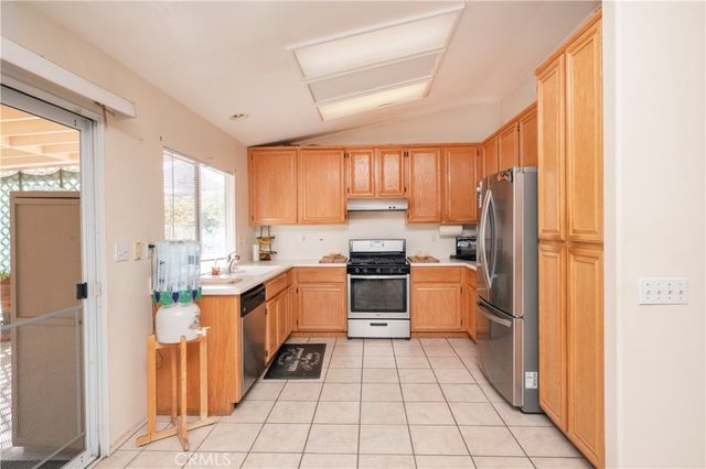 22894 Brighton Court, Wildomar, CA 92595