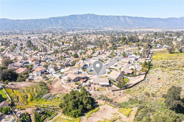 22894 Brighton Court, Wildomar, CA 92595