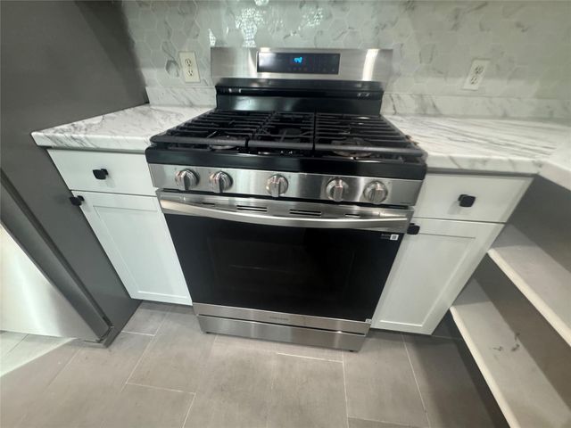 16911 Tranquill Drive, Sugar Land, TX 77498