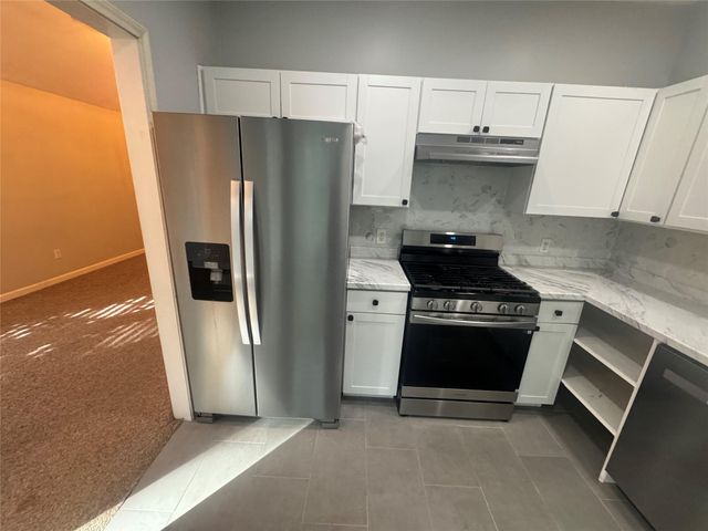 16911 Tranquill Drive, Sugar Land, TX 77498