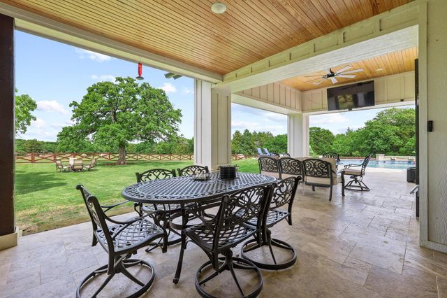 2889 County Road 114, Whitesboro, TX 76273