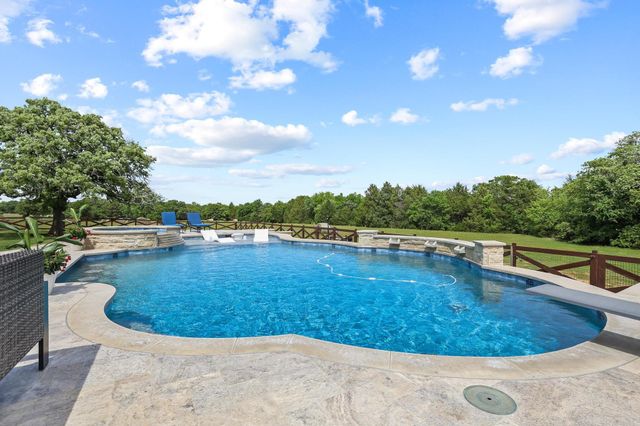 2889 County Road 114, Whitesboro, TX 76273