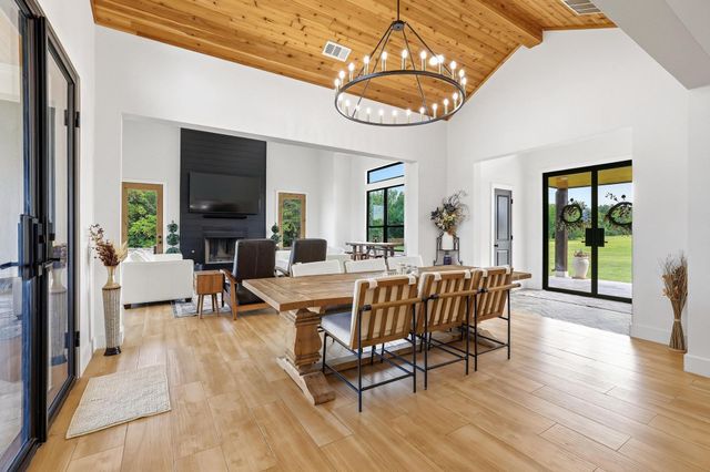 2889 County Road 114, Whitesboro, TX 76273