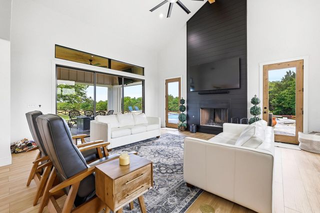 2889 County Road 114, Whitesboro, TX 76273