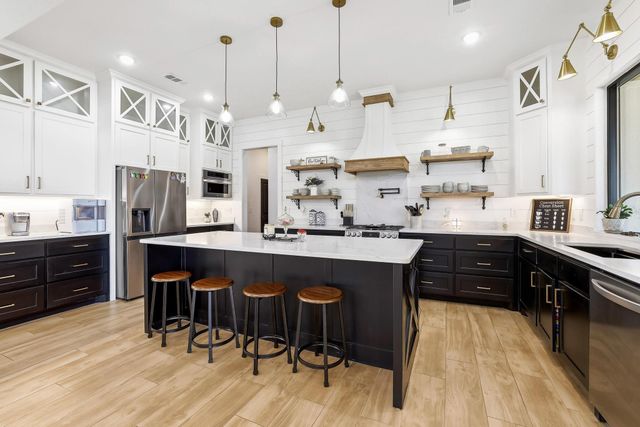 2889 County Road 114, Whitesboro, TX 76273