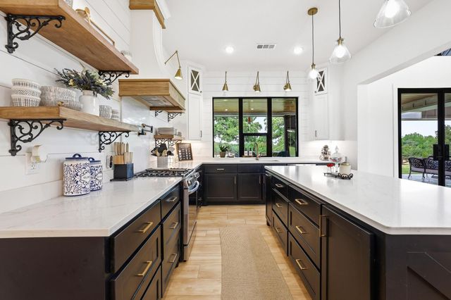 2889 County Road 114, Whitesboro, TX 76273