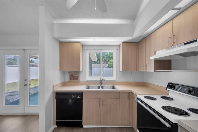 8793 58TH STREET N, Pinellas Park, FL 33782