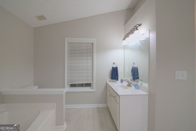 2013 Ridgestone Landing SW, Marietta, GA 30008