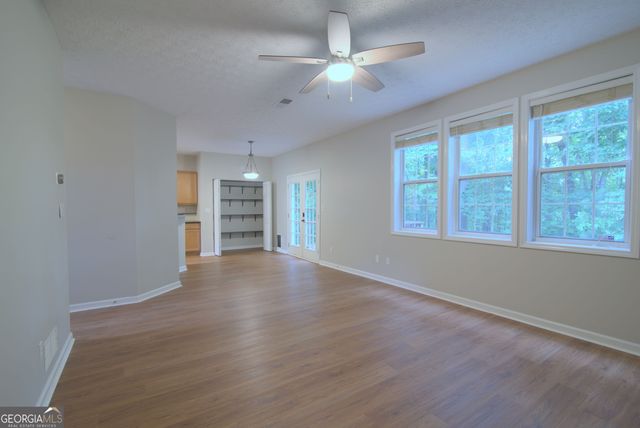 2013 Ridgestone Landing SW, Marietta, GA 30008