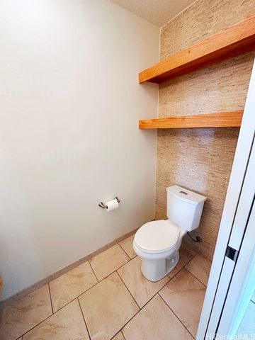 94-711 Lumiaina Street, Waipahu, HI 96797