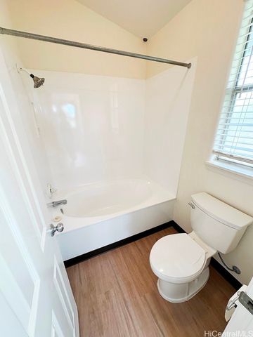 94-711 Lumiaina Street, Waipahu, HI 96797