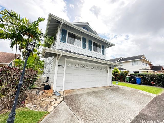 94-711 Lumiaina Street, Waipahu, HI 96797