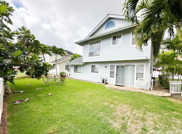 94-711 Lumiaina Street, Waipahu, HI 96797